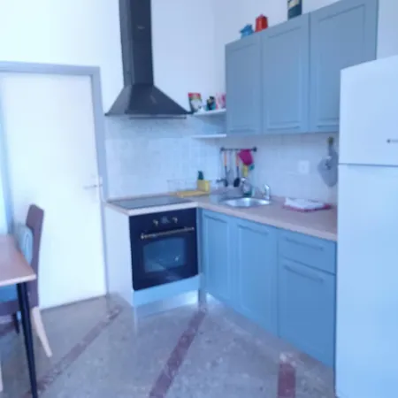 For 2 Apartment *