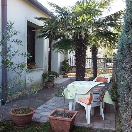 For 2 Apartment Umag